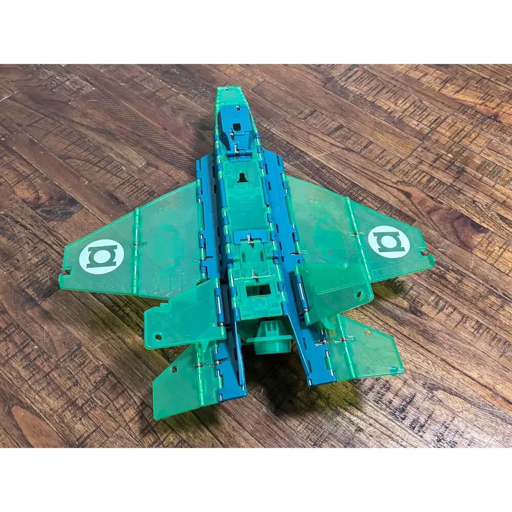 Green Lantern Hal Jordan Ring Blast Jet With Figure Transforms Jet To Tank